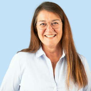 Medarbejder fra AllClear Rengøring